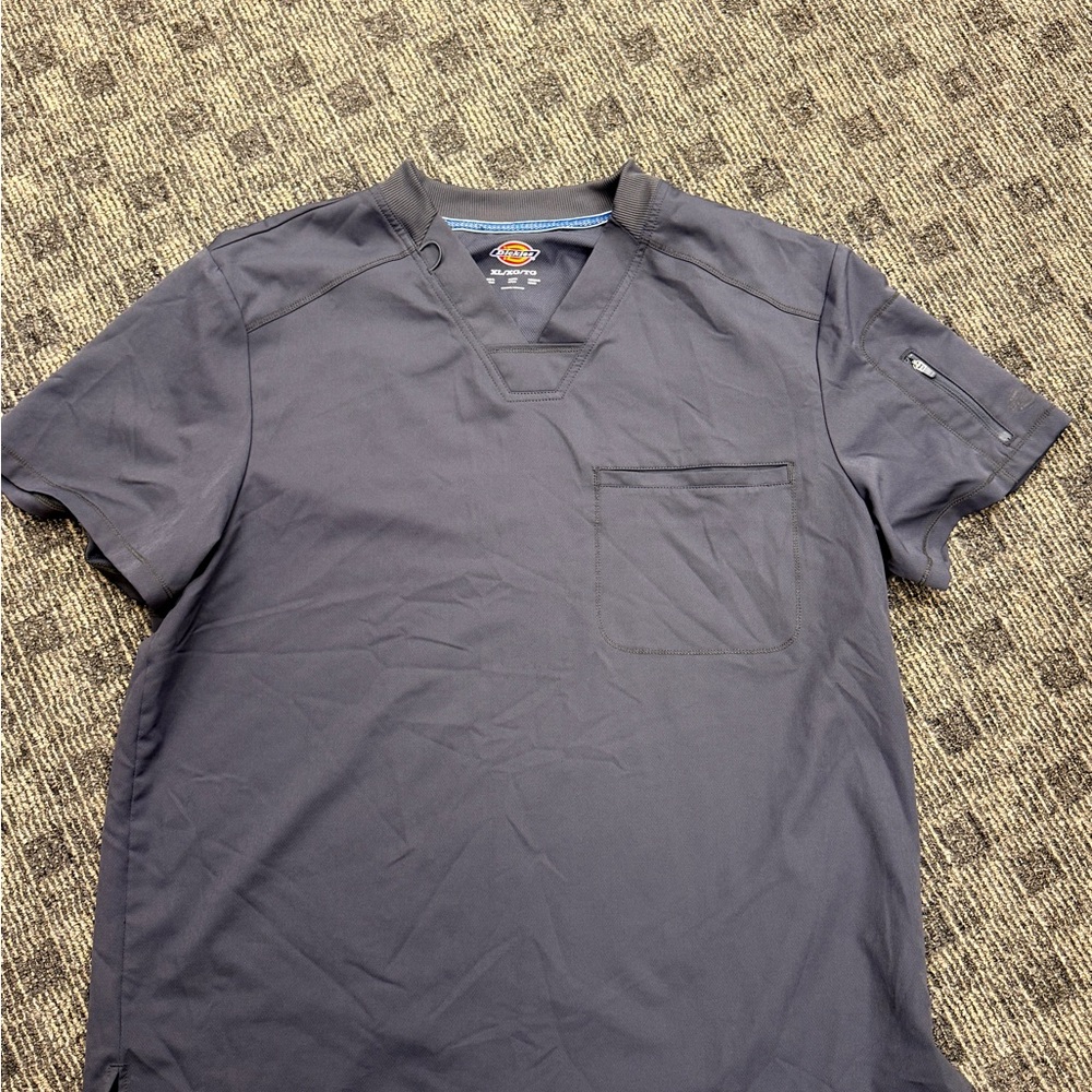 Gray Dickies Scrub‎ Shirt XL